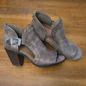 Stylish Brown Women's Heeled Sandals